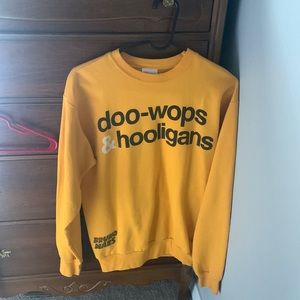 Bruno Mars Doo-wops and Hooligans Yellow Crewneck Sweatshirt